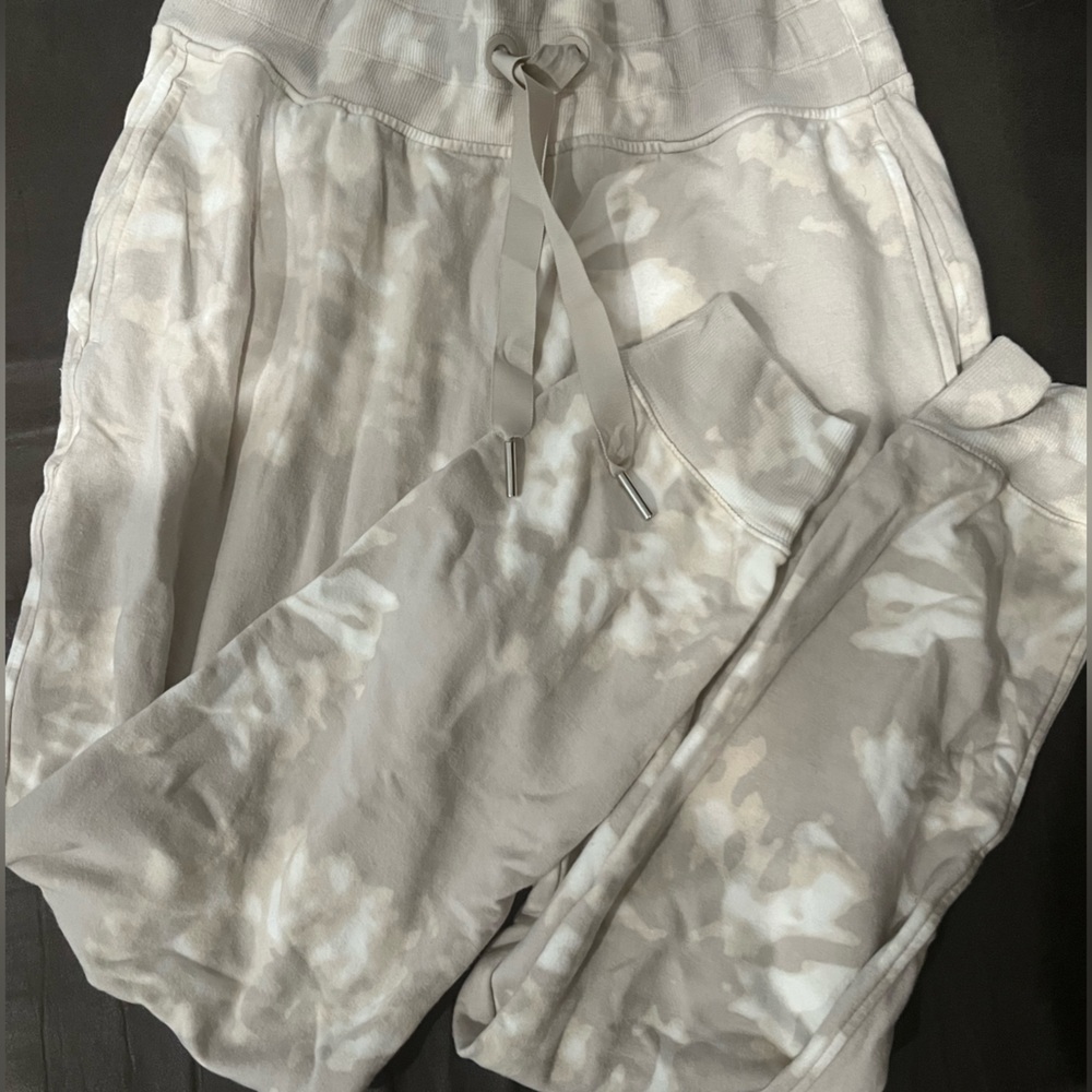 ATHLETA JOGGERS